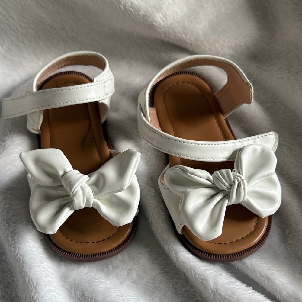 White Bow Kids Sandals